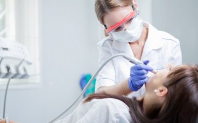 Igienista dentale, il Ministero conferma: niente visite, accertamento diagnostico, anestesia ed altre pratiche esclusive dell’odontoiatra